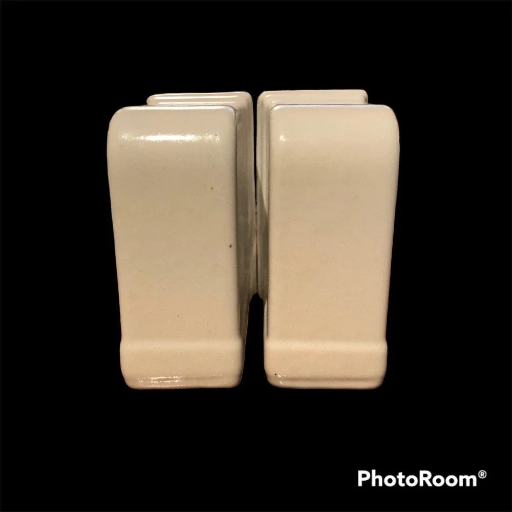 O'Keefe And Merritt Art Deco Stove Top Salt And Pepper Shakers 1950s Vintage...
